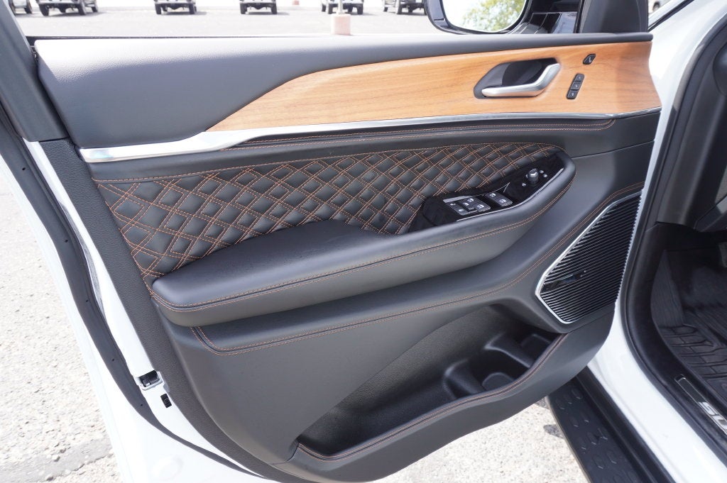2024 Jeep Grand Cherokee Summit Reserve