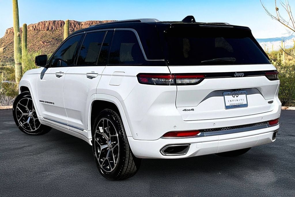 2022 Jeep Grand Cherokee Summit Reserve
