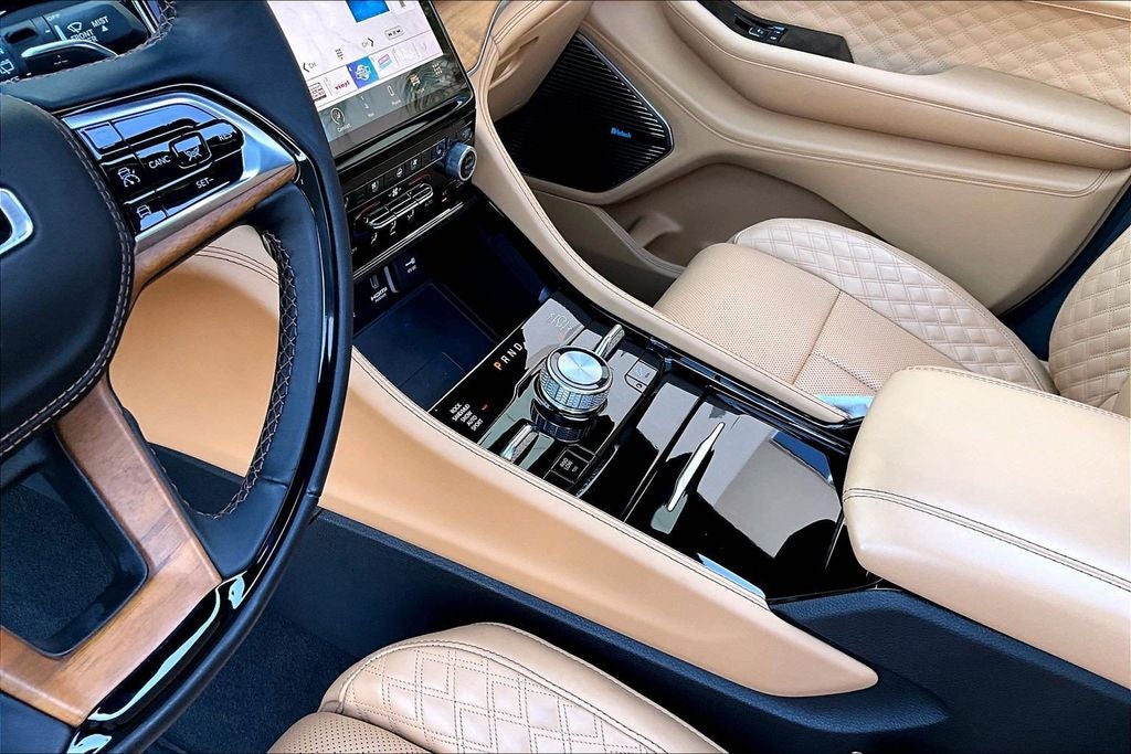 2022 Jeep Grand Cherokee Summit Reserve