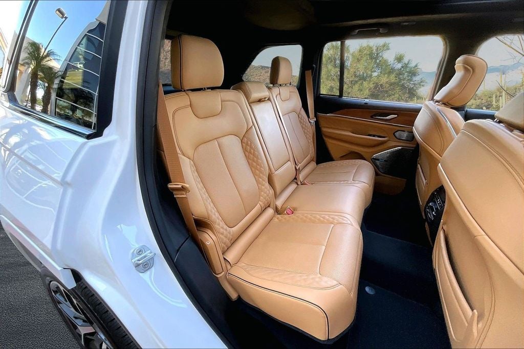 2022 Jeep Grand Cherokee Summit Reserve