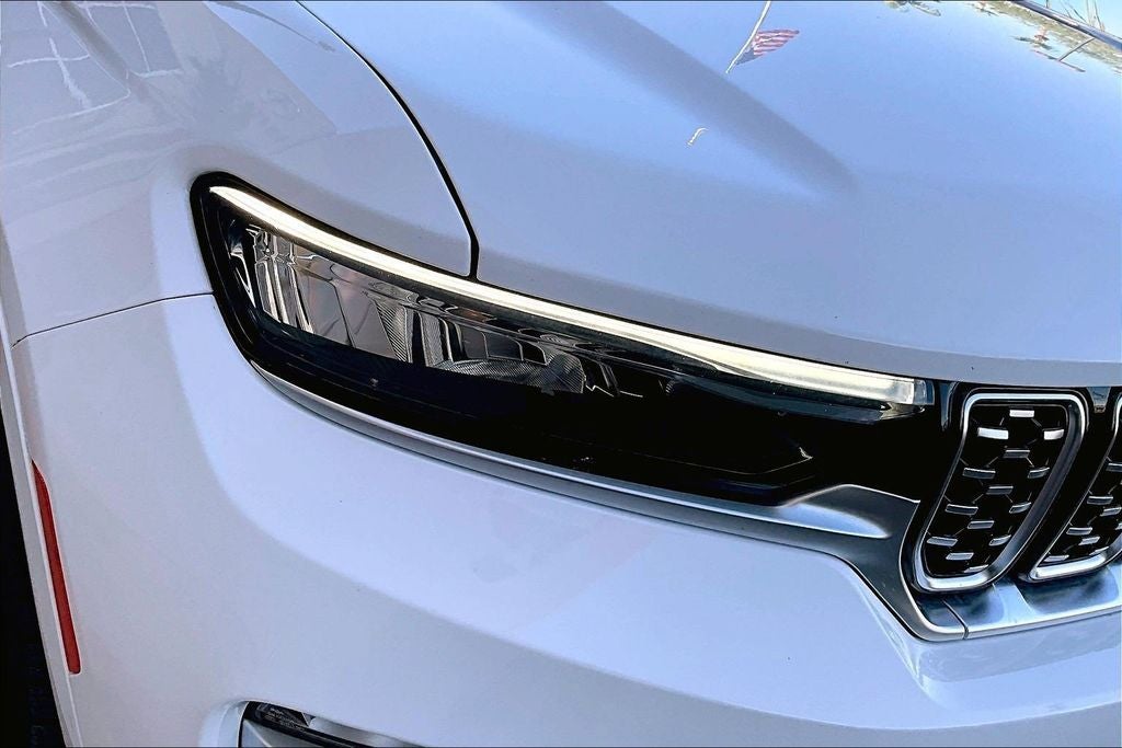 2022 Jeep Grand Cherokee Summit Reserve