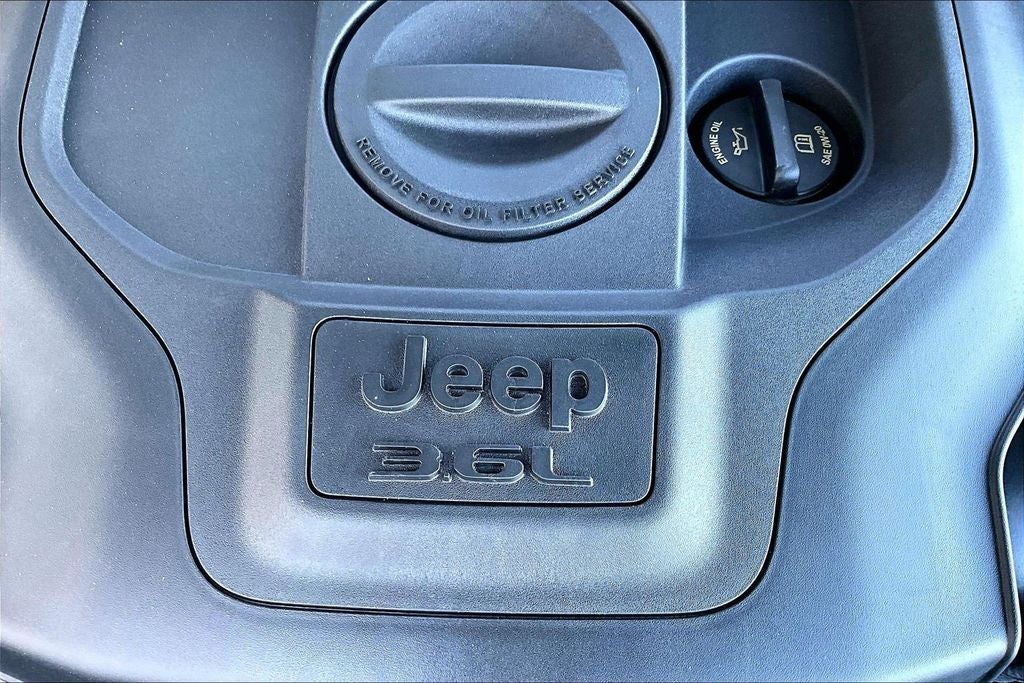 2022 Jeep Grand Cherokee Summit Reserve