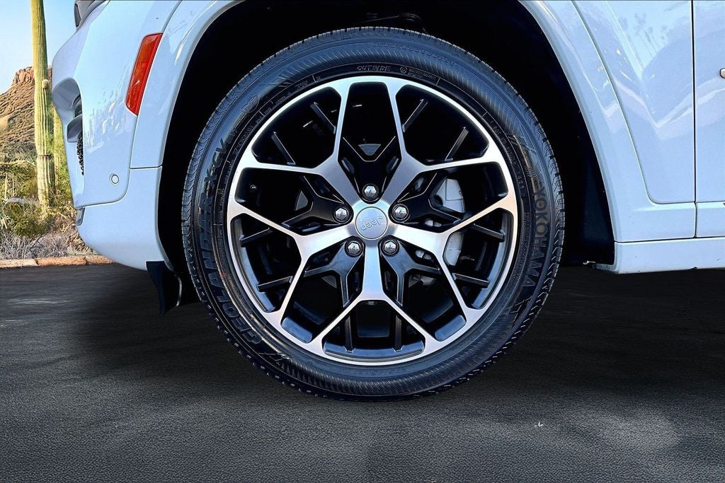2022 Jeep Grand Cherokee Summit Reserve