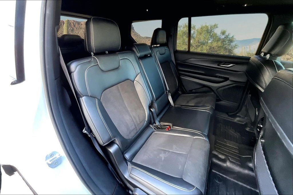 2024 Jeep Grand Cherokee L Altitude X