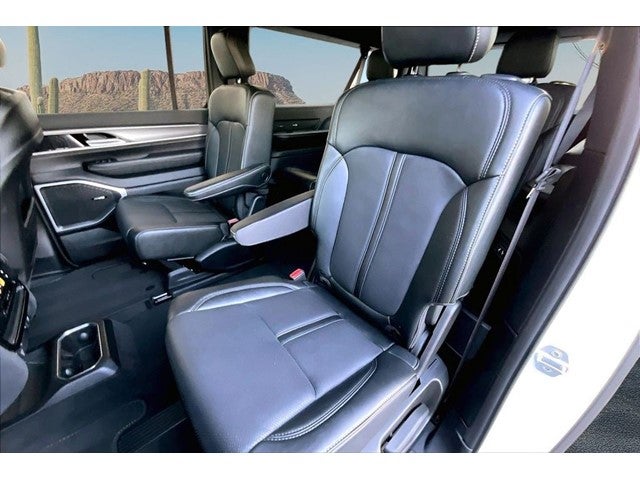 2025 Jeep Wagoneer L Series II