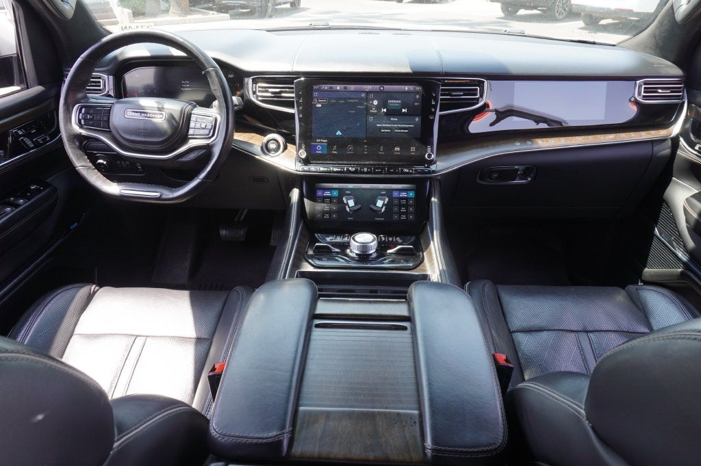 2022 Jeep Grand Wagoneer Series II