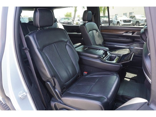 2022 Jeep Grand Wagoneer Series II