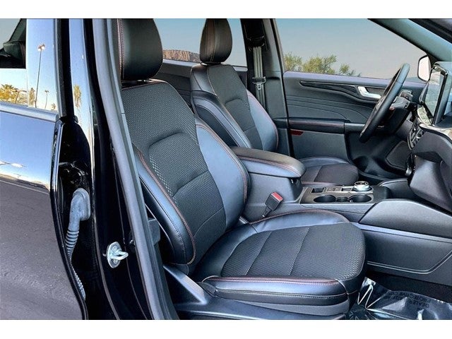 2024 Ford Escape ST-Line Select