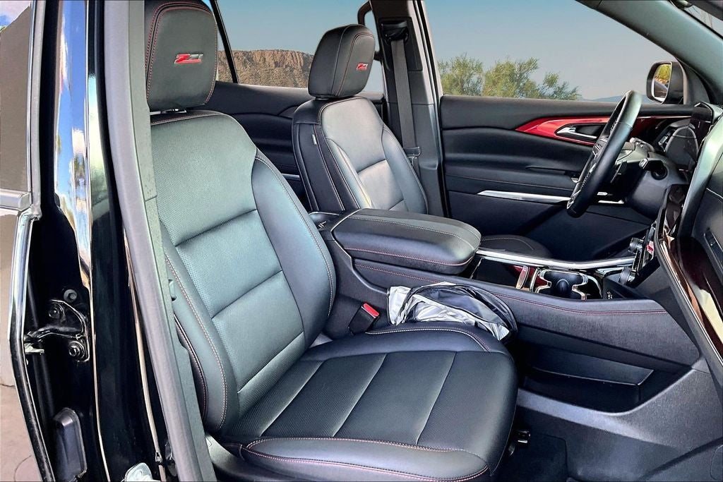 2025 Chevrolet Traverse Z71