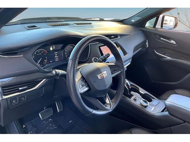 2022 Cadillac XT4 Sport