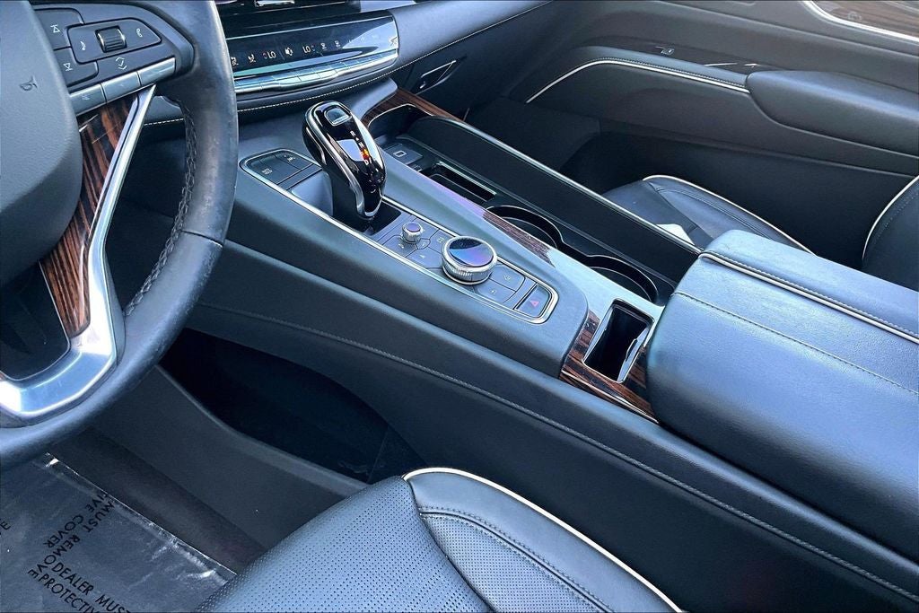 2022 Cadillac Escalade Premium Luxury