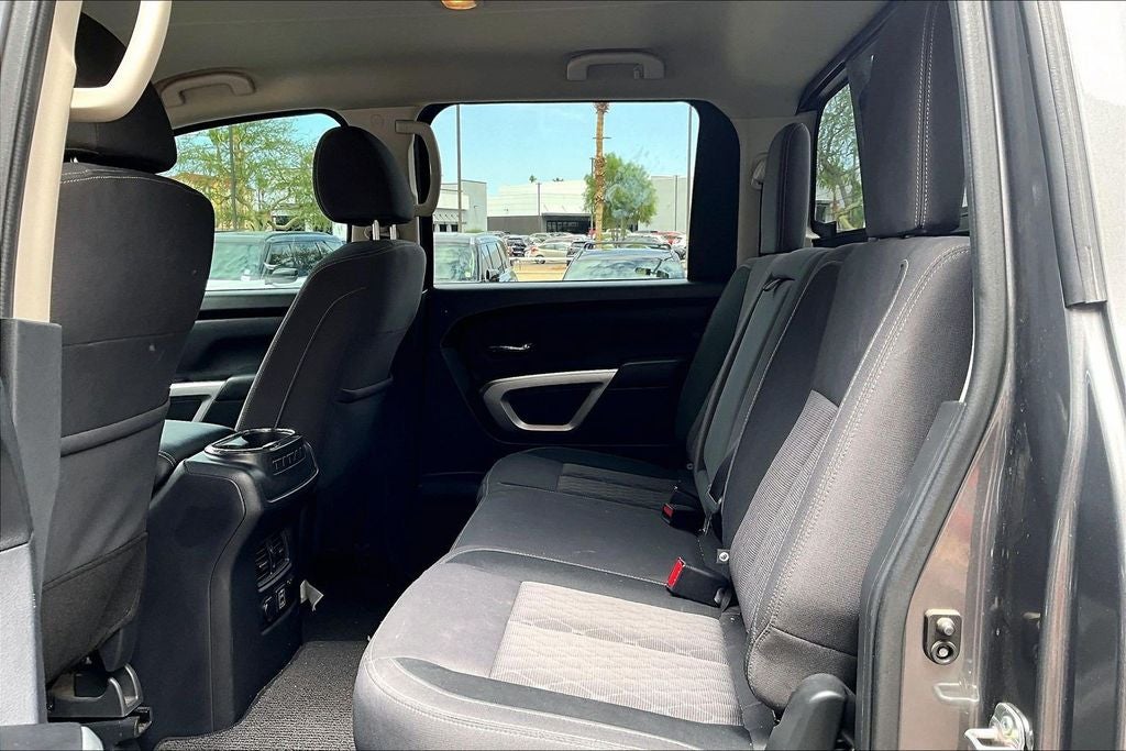 2023 Nissan Titan XD SV
