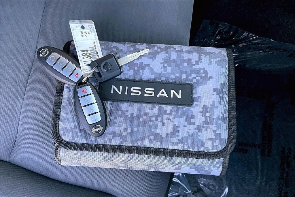 2024 Nissan Frontier SV