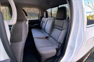 2024 Nissan Frontier SV