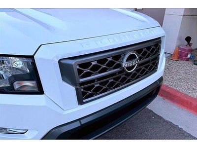 2024 Nissan Frontier SV