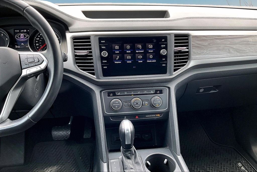 2020 Volkswagen Atlas Cross Sport 2.0T SE w/Technology