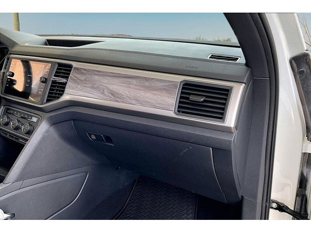 2020 Volkswagen Atlas Cross Sport 2.0T SE w/Technology