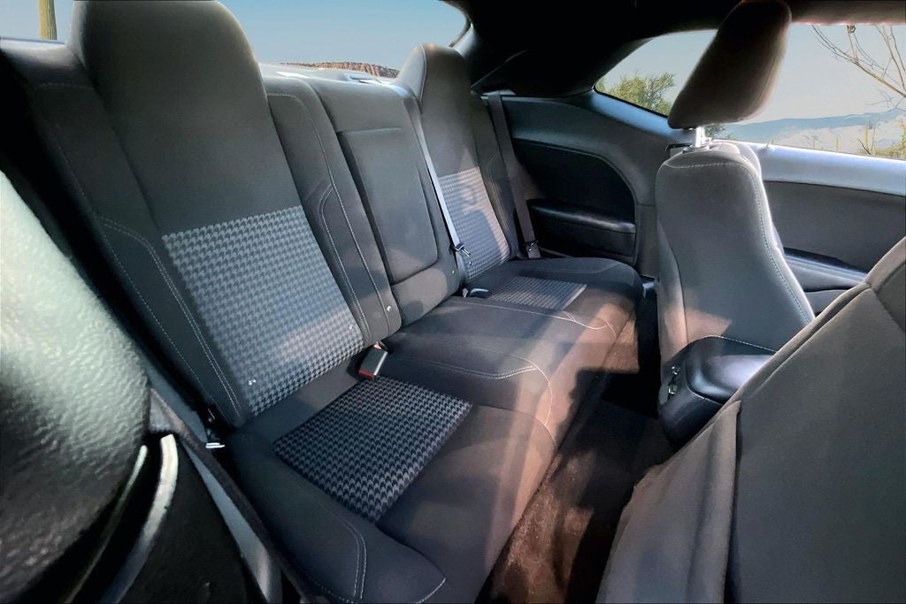 2021 Dodge Challenger SXT