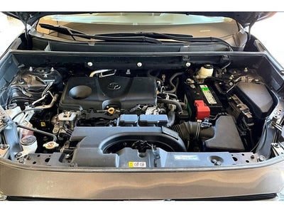 2021 Toyota RAV4 LE