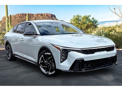2025 Kia K4 GT-Line