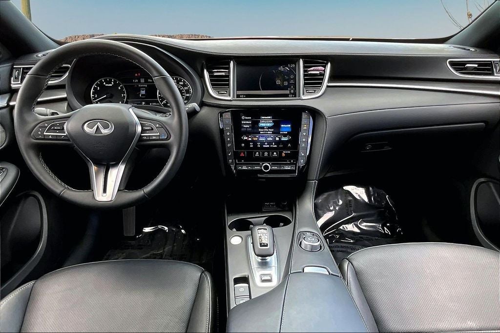 2025 INFINITI QX55 Essential - Photo 16