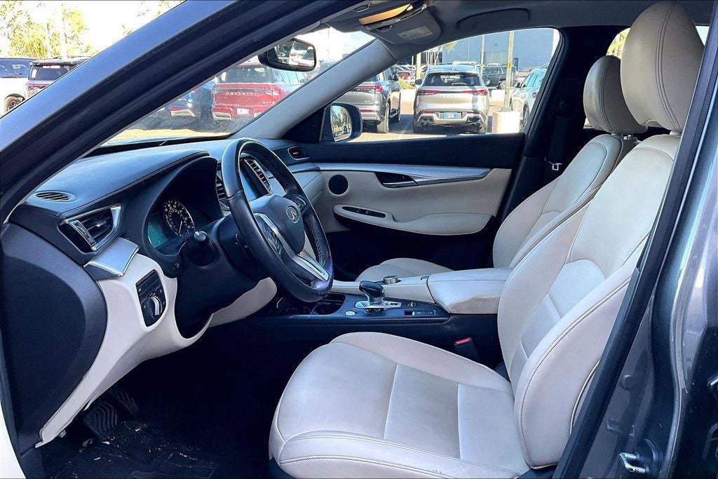 2019 INFINITI QX50 LUXE