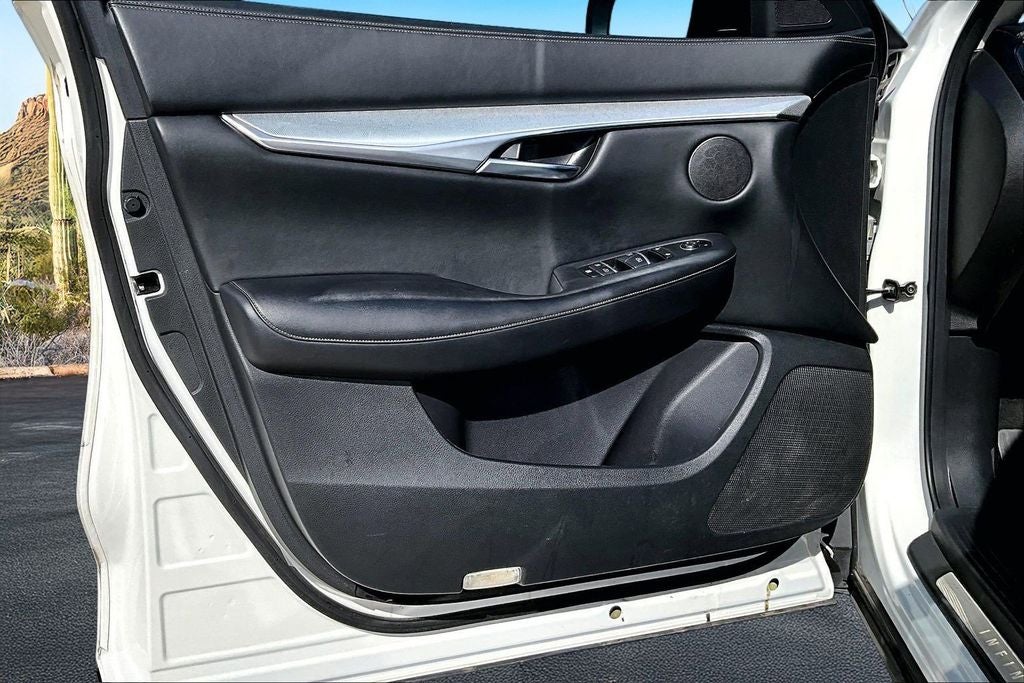2020 INFINITI QX50 LUXE