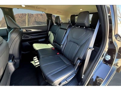 2025 INFINITI QX60 Luxe FWD