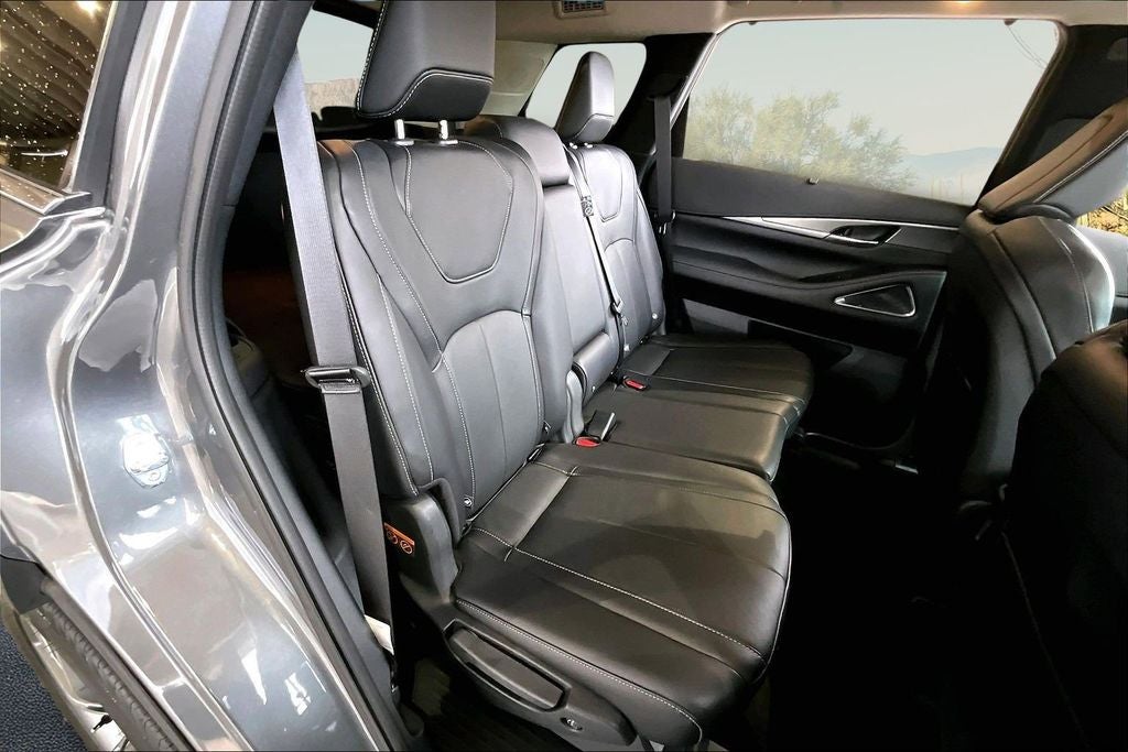 2025 INFINITI QX60 Luxe FWD