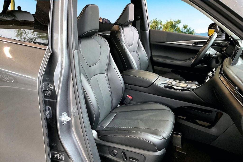 2025 INFINITI QX60 Luxe FWD