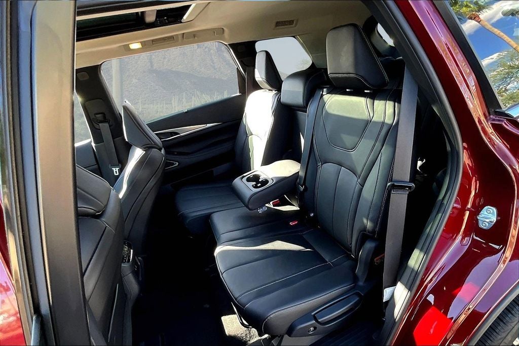 2025 INFINITI QX60 Luxe AWD