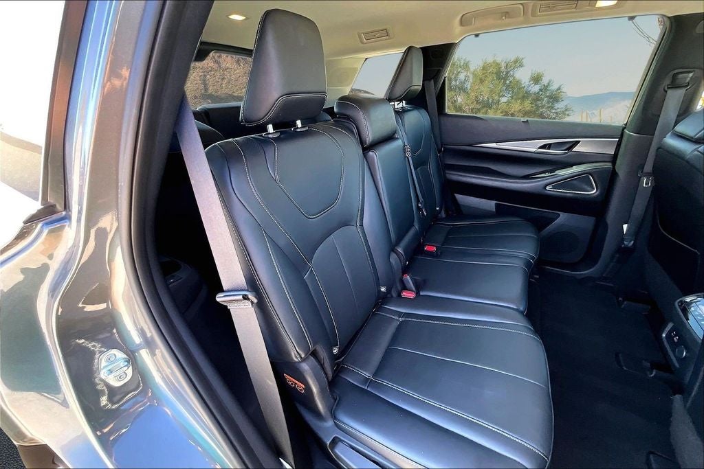 2023 INFINITI QX60 LUXE FWD