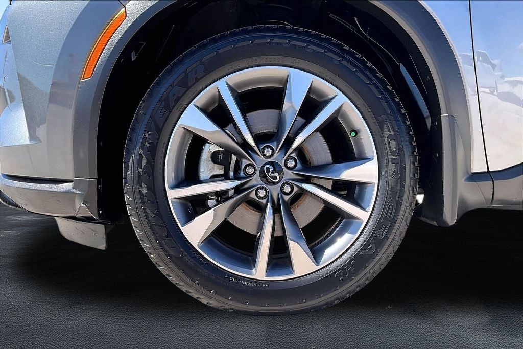 2023 INFINITI QX60 LUXE FWD