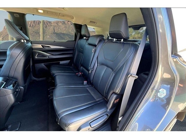 2023 INFINITI QX60 LUXE FWD