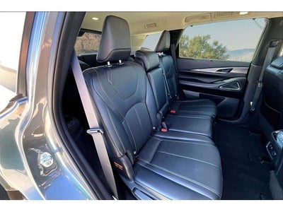 2023 INFINITI QX60 LUXE FWD