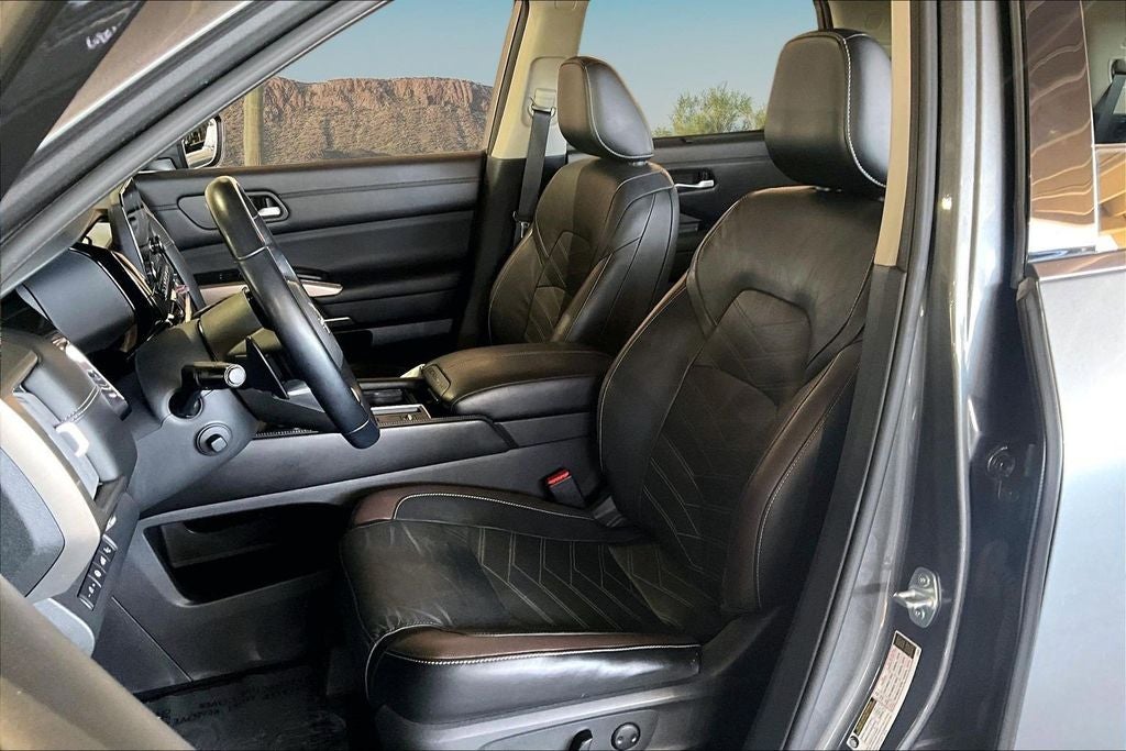 2022 Nissan Pathfinder Platinum