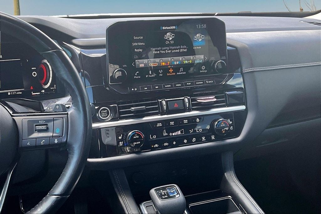 2022 Nissan Pathfinder Platinum