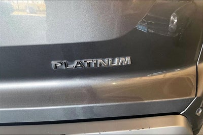 2022 Nissan Pathfinder Platinum