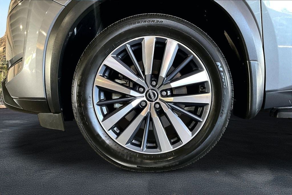 2022 Nissan Pathfinder Platinum