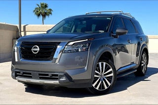 2022 Nissan Pathfinder Platinum