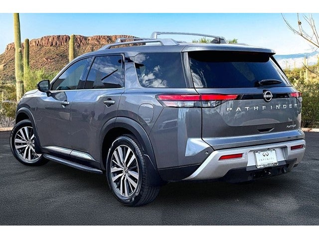 2022 Nissan Pathfinder Platinum