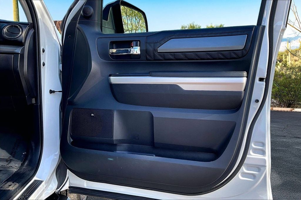 2015 Toyota Tundra Base