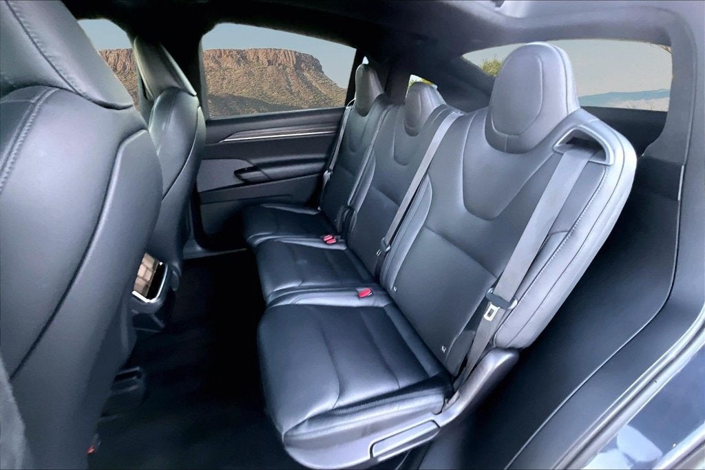 2023 Tesla Model X Standard Range