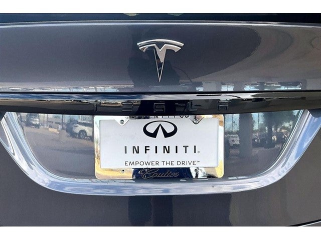 2023 Tesla Model X Standard Range
