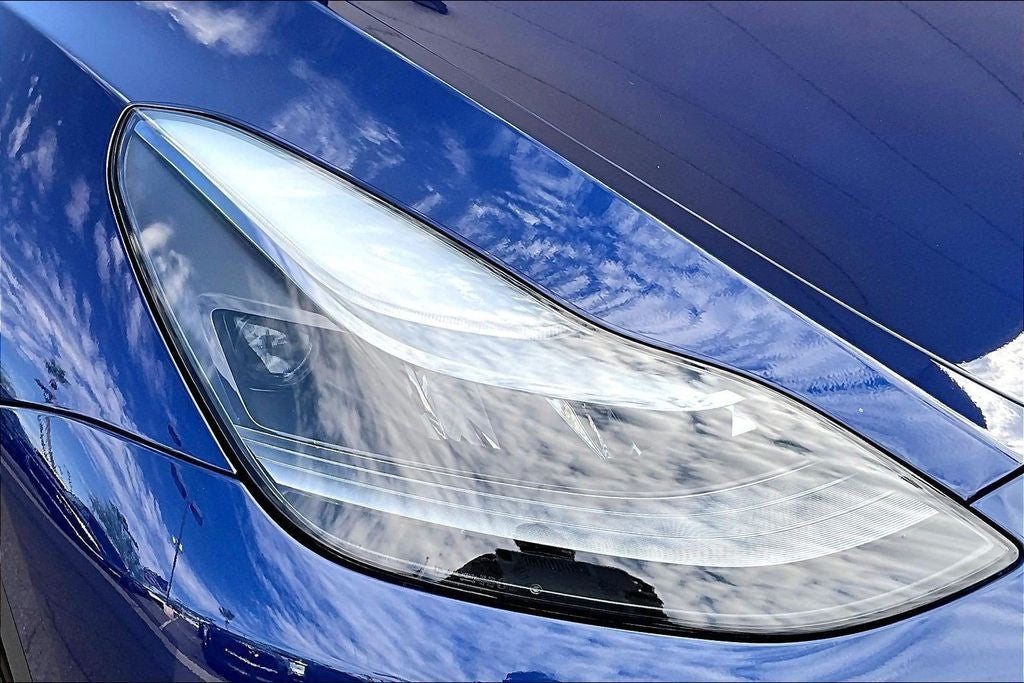 2025 Tesla Model Y Long Range