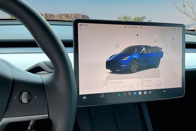 2025 Tesla Model Y Long Range