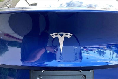2025 Tesla Model Y Long Range