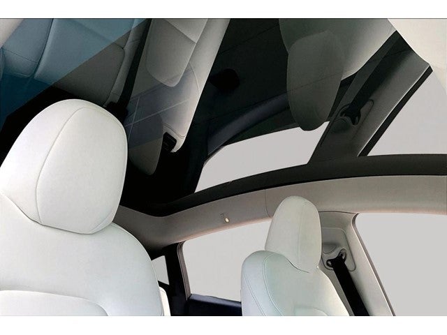2025 Tesla Model Y Long Range