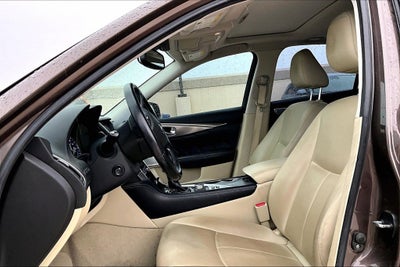 2017 INFINITI Q50 Premium