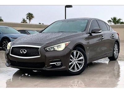 2017 INFINITI Q50 Premium